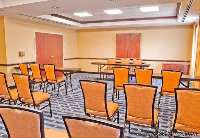 Hotel Springhill By Marriott Charlotte / Mills Speedway